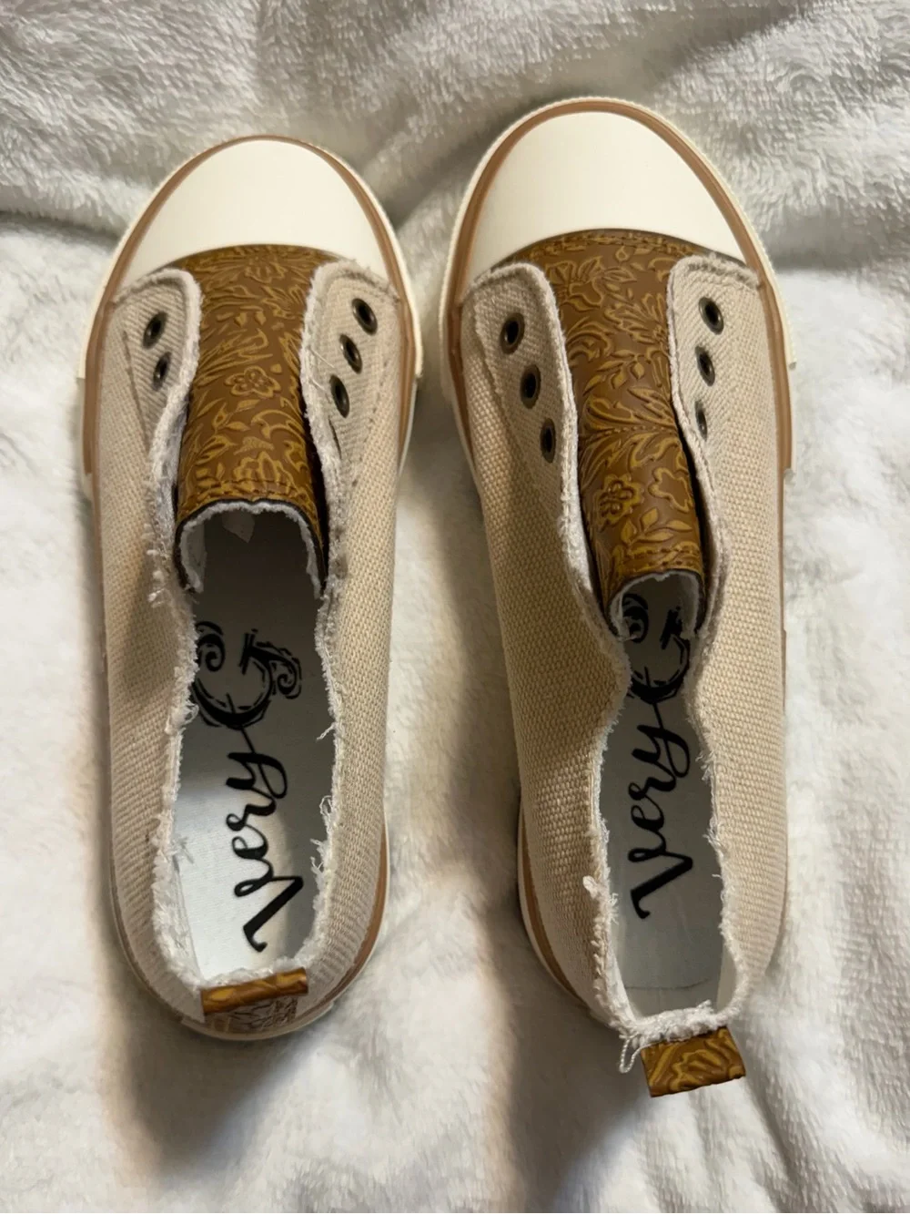 Very G Beige & Tan Slip-On Canvas Sneakers - no box , slight mark on one